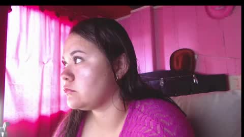 Snapshot of nikkirous_ chatting on April 15, 2:13 pm Nikkirous online show from April 15, 2:13 pm