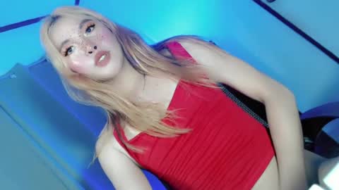 Snapshot of nikkita_hudson chatting on July 1, 6:51 pm nikkita_hudson online show from July 1, 6:51 pm