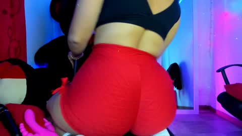 Snapshot of nikky_evans_ chatting on January 28, 6:16 am online show from January 28, 6:16 am