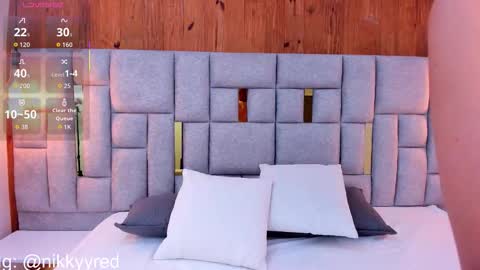 nikky_red__ online show from February 16, 3:57 am