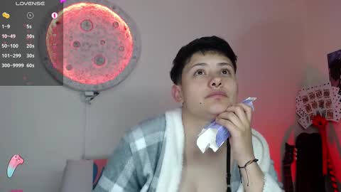 Snapshot of nikky_tomboy444 chatting on March 1, 11:15 pm Nikky online show from March 1, 11:15 pm