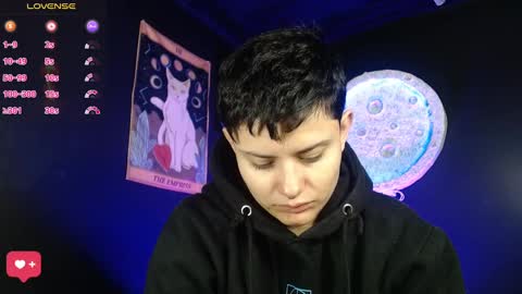 Nikky online show from November 24, 1:00 pm