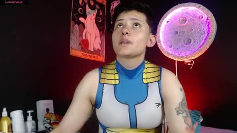 Nikky online show from April 20, 7:15 pm