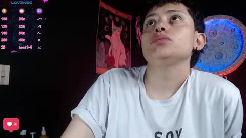 Nikky online show from June 2, 1:02 pm