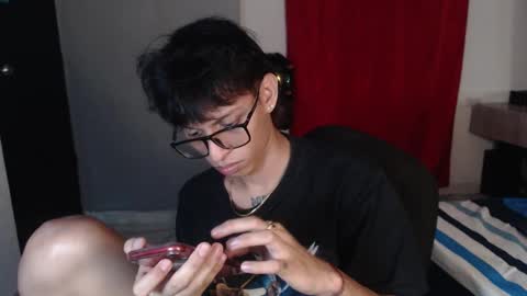 niklaus_wolf online show from October 1, 2:17 am