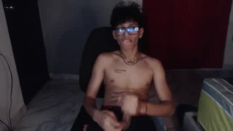 niklaus_wolf online show from October 3, 1:46 am