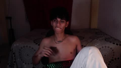 niklaus_wolf online show from November 15, 6:33 am