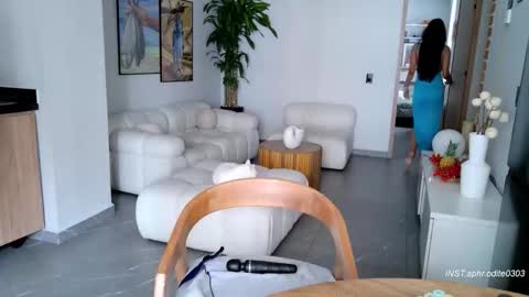 Nicole cam online show from February 25, 8:29 pm