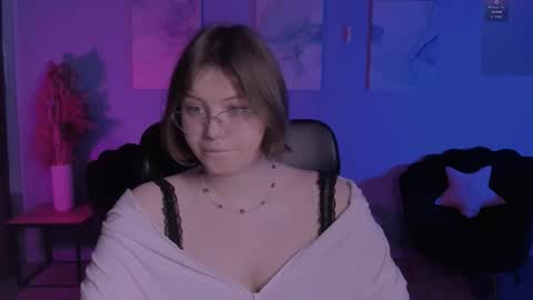 Little Niko  Help me reach my goals online show from April 20, 7:04 pm