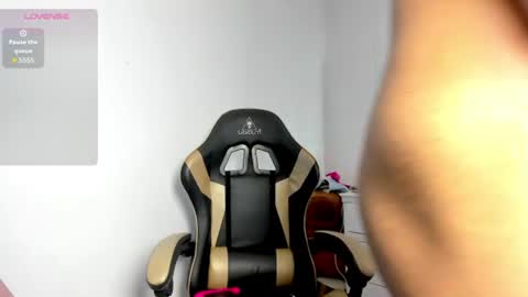 Snapshot of nikol_rang1 chatting on July 16, 6:47 pm Nikol Rang online show from July 16, 6:47 pm