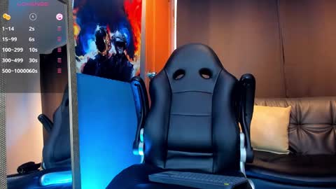 Snapshot of nikolahank1 chatting on January 10, 5:58 am Nikola Hank online show from January 10, 5:58 am