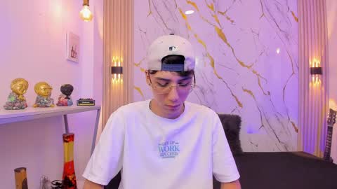    online show from April 10, 4:50 am