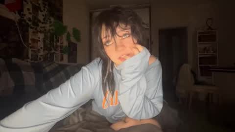 nikoli_naw online show from January 19, 1:09 am