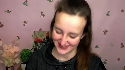 Snapshot of nikolleta_m chatting on October 15, 6:46 am Nikolleta online show from October 15, 6:46 am