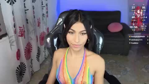 Snapshot of nikolwalter chatting on November 15, 5:05 am nikolwalter online show from November 15, 5:05 am