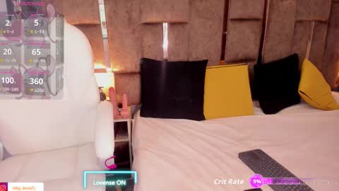     NIKY     online show from October 25, 10:37 pm