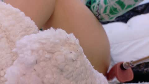 Snapshot of niky_smit chatting on December 29, 2:42 pm  NIKY SMIT  online show from December 29, 2:42 pm