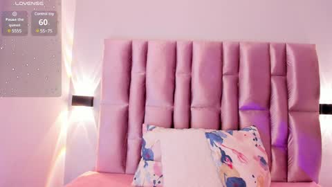 Niky Brooks online show from January 23, 2:07 pm