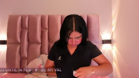 Niky Brooks online show from February 9, 4:04 am