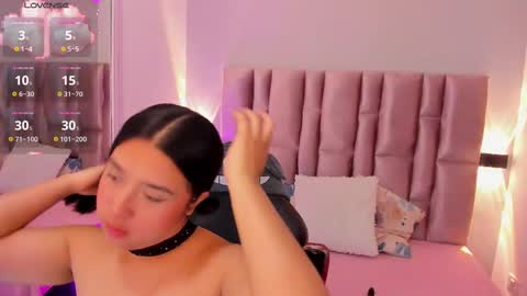 Niky Brooks online show from September 17, 11:01 am