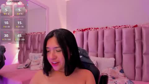 Niky Brooks online show from October 4, 2:42 am