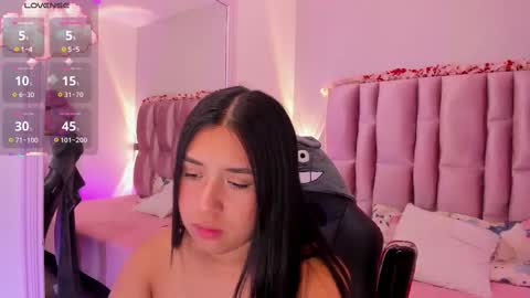 Niky Brooks online show from October 7, 12:24 pm