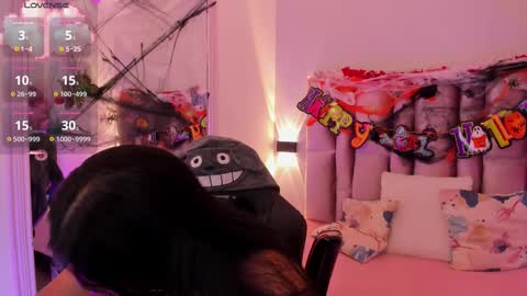 Niky Brooks online show from October 16, 11:00 am