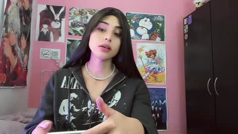 Nikylaine online show from December 16, 12:06 pm