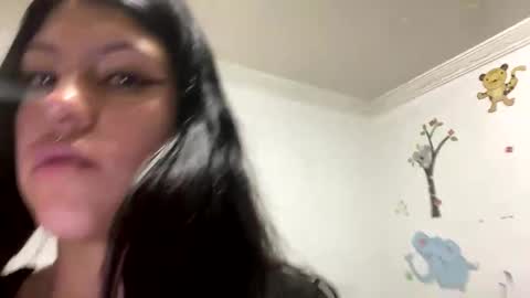 Snapshot of nikyyyy333 chatting on February 28, 11:34 pm nikyyyy333 online show from February 28, 11:34 pm