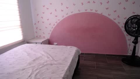 nila online show from October 12, 3:00 pm