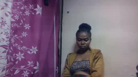 Snapshot of nilahmarie chatting on October 30, 1:45 pm nilah online show from October 30, 1:45 pm