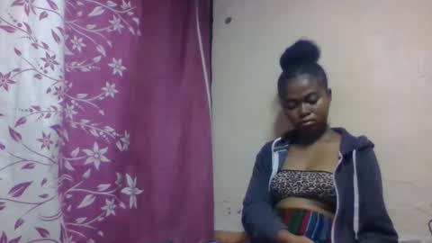 Snapshot of nilahmarie chatting on November 7, 11:49 pm nilah online show from November 7, 11:49 pm