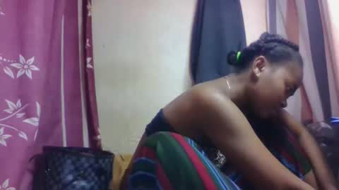 Snapshot of nilahmarie chatting on November 10, 1:32 pm nilah online show from November 10, 1:32 pm