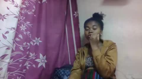 Snapshot of nilahmarie chatting on November 22, 6:40 pm nilah online show from November 22, 6:40 pm