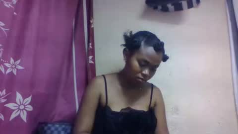 Snapshot of nilahmarie chatting on November 23, 6:46 am nilah online show from November 23, 6:46 am