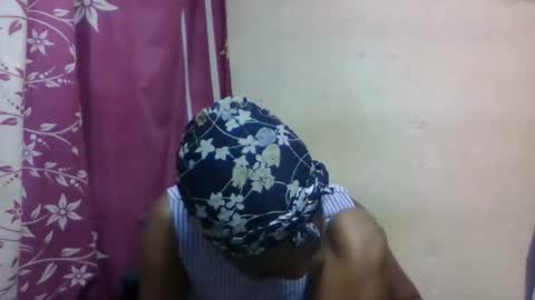 nilah online show from December 15, 8:07 am