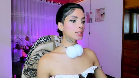 Snapshot of nilam217 chatting on May 19, 10:05 pm Nilam online show from May 19, 10:05 pm