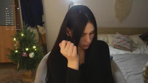 Jennet online show from January 7, 6:10 pm