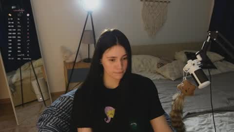 Jennet online show from March 24, 7:41 pm