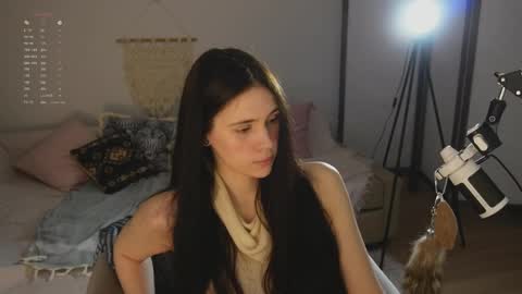 Jennet online show from April 21, 6:55 pm