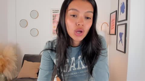 NINA online show from January 30, 9:04 pm