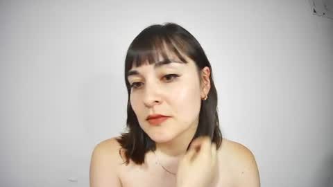 Snapshot of nina_alba chatting on July 5, 12:39 am Nina online show from July 5, 12:39 am
