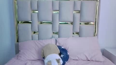 Nina Carther online show from November 25, 11:54 am