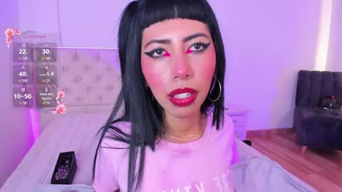 Nina Fox  online show from April 22, 1:34 pm