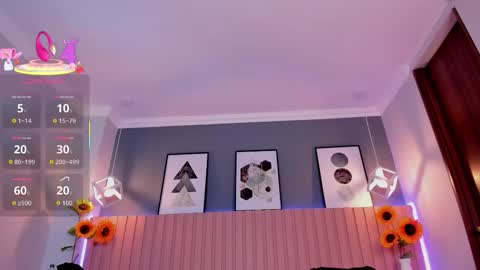 Snapshot of nina_ford_ chatting on December 4, 3:05 am nina_ford_ online show from December 4, 3:05 am