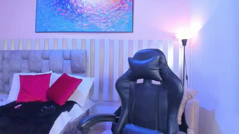 nina_glow_ online show from February 28, 11:44 am