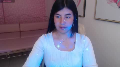 Snapshot of nina_harpper_ chatting on December 14, 1:16 pm Nina online show from December 14, 1:16 pm