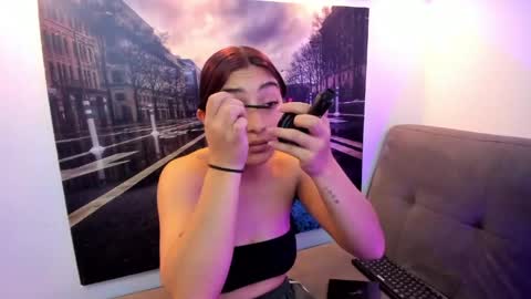 Nina online show from June 4, 7:31 pm