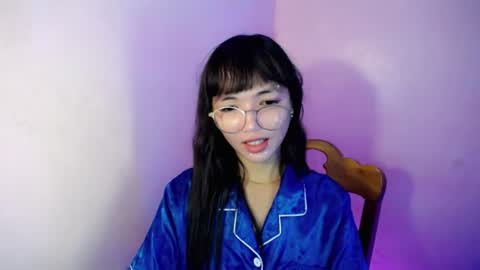 Snapshot of nina_mochikiss21 chatting on July 6, 6:10 am Nina online show from July 6, 6:10 am