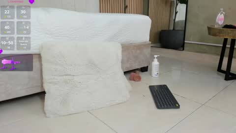 NINA online show from January 6, 2:58 pm